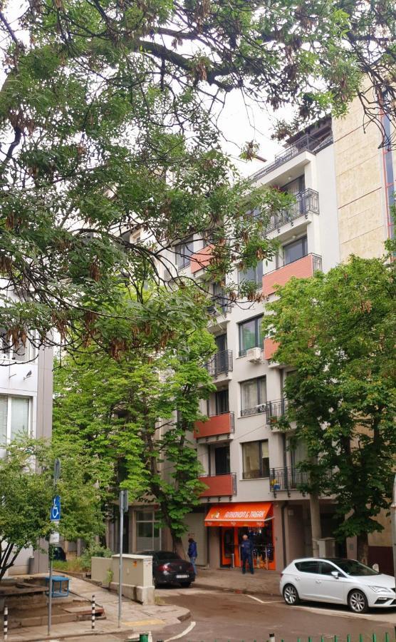 Bright And Newly Refurbished Apartment Near Center Sofia Eksteriør billede